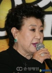 원로가수 현미, 향년 85세로 별세…자택서 쓰러진 채 발견