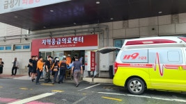 불쌍해서 어떡해 눈물바다 된 희생자 이송 병원