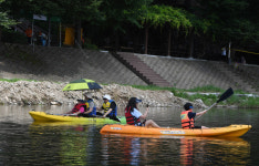청주 청석굴 수변공원 달천에서 카약 타며 무더위 잊어요