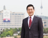 이동석 前 대통령실 행정관, 출판기념회 개최