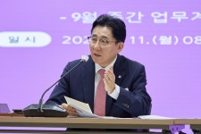 박경귀 충남 아산시장, KTX 천안아산역 시정 홍보에 적극 활용해야