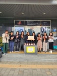 충남 아산 코닝정밀소재 어린이집, 탕정한마음종합사회복지관에 사랑의 김장김치 전달 눈길