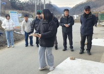 충북 충주 미인봉사단, 대소원면 수주마을 찾아 어르신들과 윷놀이 한마당