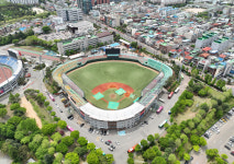 청주야구장 독수리군단 맞이 준비 분주…KBO 최종 실사 예고