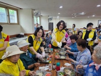 청주 운천신봉동 지사협, 어르신 대상 경로잔치