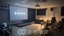 무성영화 변사가 우리 마을에! 충남 태안군의 찾아가는 영화 치유 호응