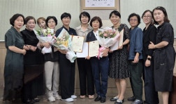 헌신하는 요양보호사들 표창