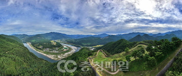 단양 온달평강로맨스길…가을 품에 안기다