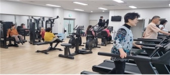 충남 아산배방LH14단지 주거행복지원센터, LH임대아파트 최초 피트니스센터 내 헬스장 운영