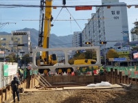 임광사거리 신호등 대신 회전하세요.. 침수 예방 대공사