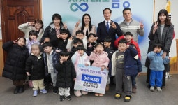음성 삼성·이레어린이집, 합동 플리마켓 수익금 기탁