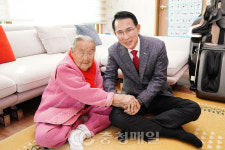 충남 서산시, 병오년 새해맞이 100세 이상 장수 어르신 위문 방문