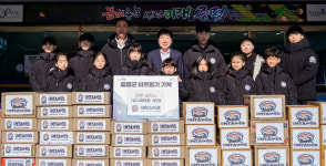 화랑 MTA태권도, 증평군에 라면 40박스 기탁