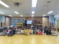 굿네이버스 충북·오송보건의료행정타운청사어린이집, 개원 15주년 맞이 텃밭 수익금 후원금 전달식