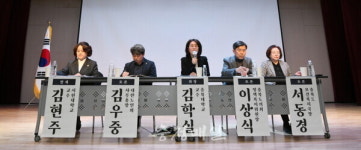 경로당, 단순 쉼터 넘어 돌봄 거점으로 거듭나야