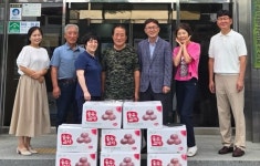 감자 한 알에 담긴 23년 충주 교현2동 안도성 통장협의회장, 올해도 직접 키운 감자 160kg 쐈다