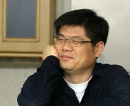 작가 박홍순 인터뷰, 정답 아닌 해답이 필요한 시대, 인문학은 해답 찾는 능력이다