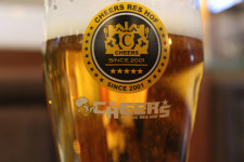 프랜차이즈 선택 기준은 전통, 15년 역사의 치어스 주목