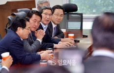 은밀하게 모인 비박, 위기 돌파구 찾나