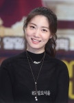 [IS포토] 류효영, 우주의 기운을 받은 