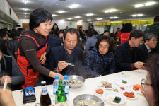 산청군 한여농, 사랑의 떡국 나눔행사 가져