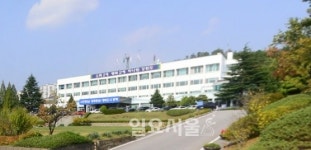 동해시 매주 월요일 민원창구 첫 번째 고객에게 선물