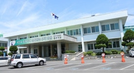 채소 농장 노예 지적장애 후배 수십 년간 임금 착취한 마을 이장