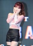 [IS포토] 트위티 보름, 걸그룹 공식포즈 꽃받침~