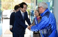 안병용 의정부시장, 노인 분들의 품위 있는 삶 위해 최선 다해달라