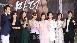 [IS포토] 하트로 대동단결 시크릿 마더 주역들 아자!