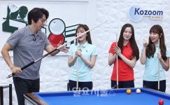 [IS포토] 7전 8큐 MC 김수로, 찍어치기의 정석