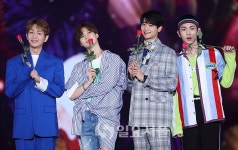 [IS포토|코리아뮤직페스티벌] 샤이니, 신사신사하네~