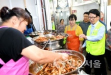 최종환 파주시장, 추석 앞두고 민생 현장 방문