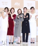 [IS포토] 김서형-오나라-윤세아-이태란-염정아, SKY 캐슬 여왕님들