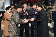 경주시 기관단체장 모임 금성회, 설 맞이 군․경 위문 나서