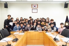 용인시의회,  청소년 지방자치아카데미 개최...능원초·초당초 참여