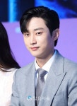 [IS포토] 진영, 이 잘생김 실화냐?