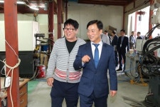 이강호 남동구청장, 관내 중소기업 찾아 현장 체험에 나서