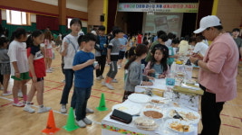남천초등학교, 다문화 먹거리 체험 축제 운영