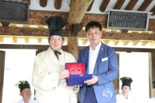 덕곡서원 보존회 의령군 문화재담당에게 감사패 수여