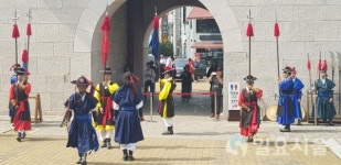 진주성 수성중군영 교대의식 오는 10월 축제 중 열려