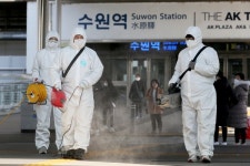 수원도시공사, 바이러스 확산저지 수원역환승센터 방역