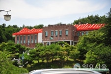 진주시립서부도서관, 리모델링 및 북카페 조성사업 시행