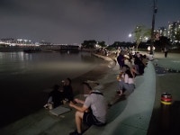거리두기 2.5단계 해제?…요요현상 우려 vs 자영업 사망