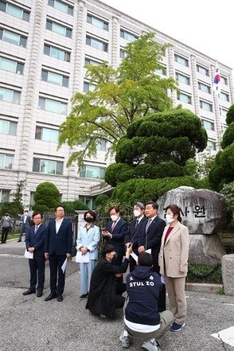 [핫이슈] 감사원發 文 정권 태양광 사업 고위공직자 리스트 '횡행'