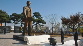 [심층취재] 동대구역 광장 '박정희 동상' 세워질까... 홍준표 vs 시민단체 '갈등 격화'