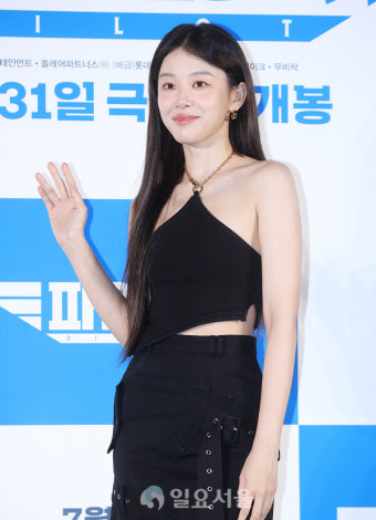 [IS포토] 이주명, 첫 주연 영화 '파일럿' 극장에서 만나요~