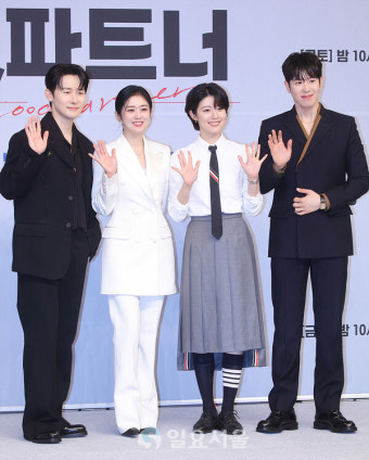 [IS포토] 굿파트너 변호사 4인방 '김준한-장나라-남지현-표지훈'