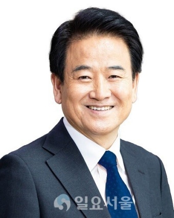 정동영 의원, 공직선거법 위반 첫 재판서 혐의 모두 부인