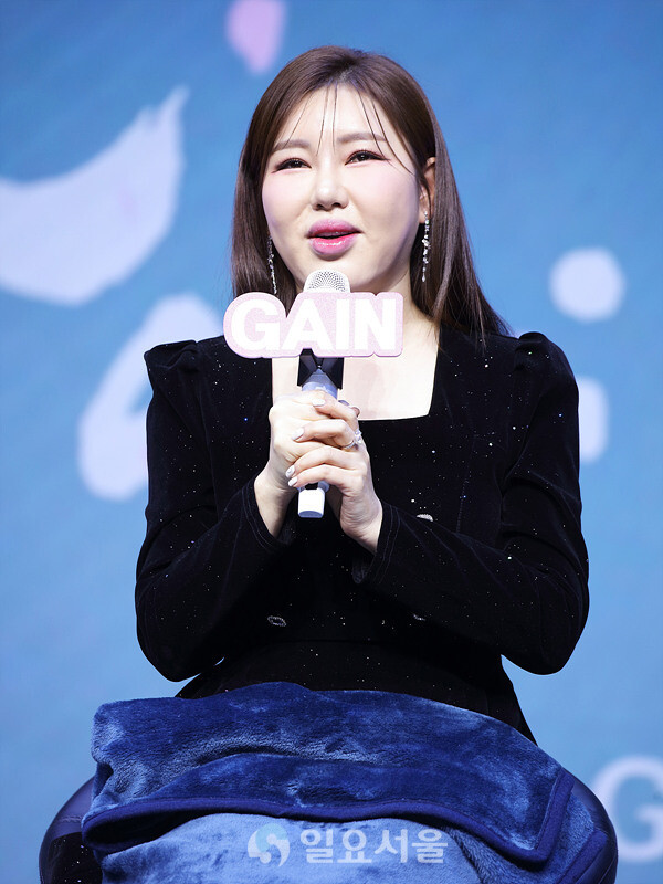 트로트 가수 송가인, 정규 4집 앨범 가인;달로 음악팬들 심장을 뛰게 만들다